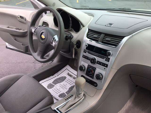 Chevrolet Malibu 2011 photo 7